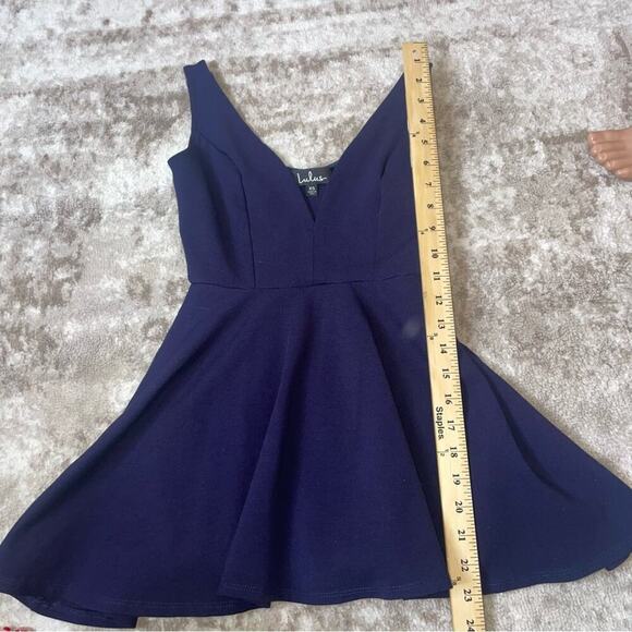 LuLu’s dress Feel Good Navy Blue Skort Dress V- plung neck SZ XS fit & flare - Picture 7 of 10